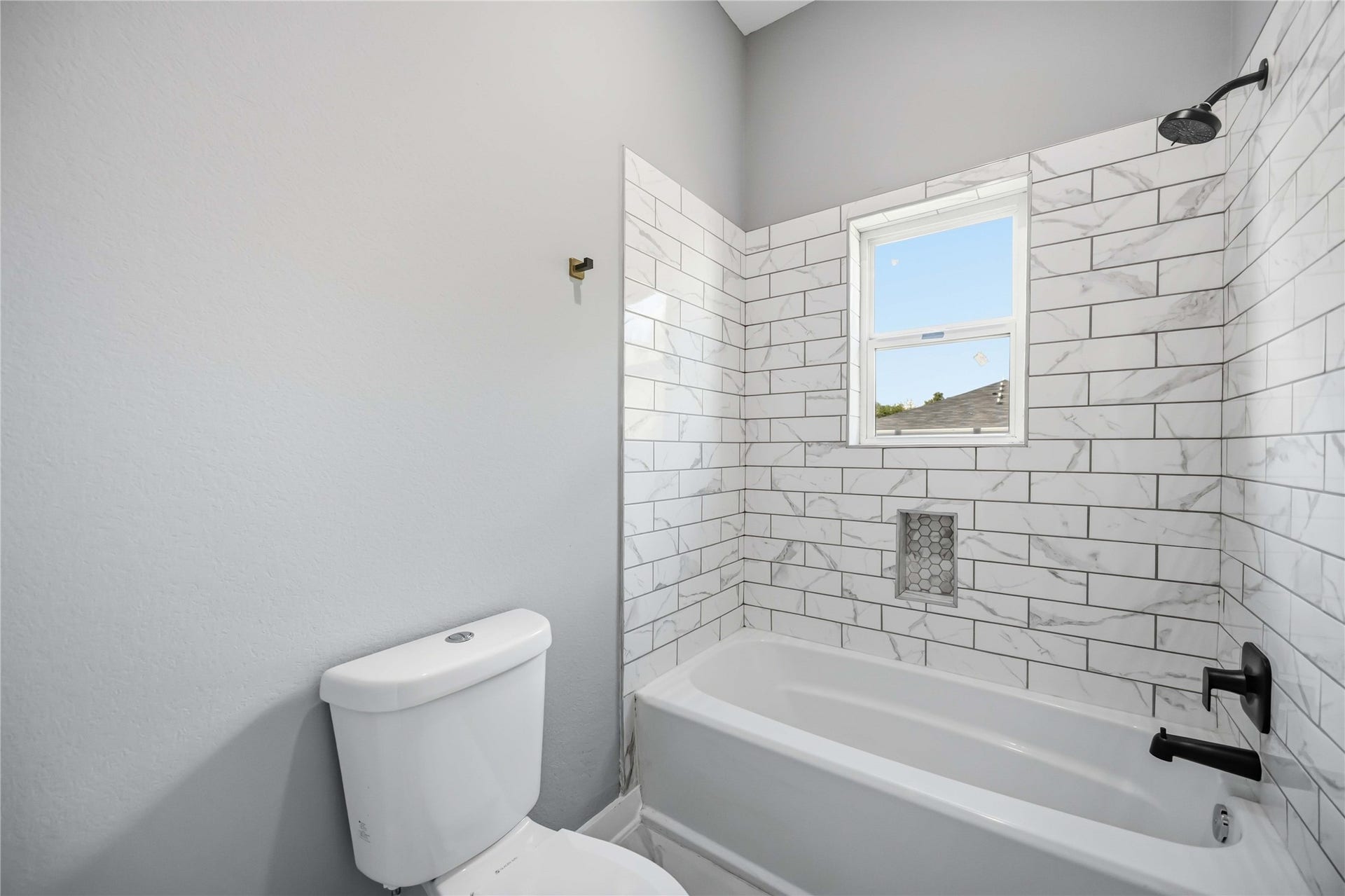 4627 New Orleans Street, Houston, TX 77020 4627 New Orleans Street, Houston, TX 77020