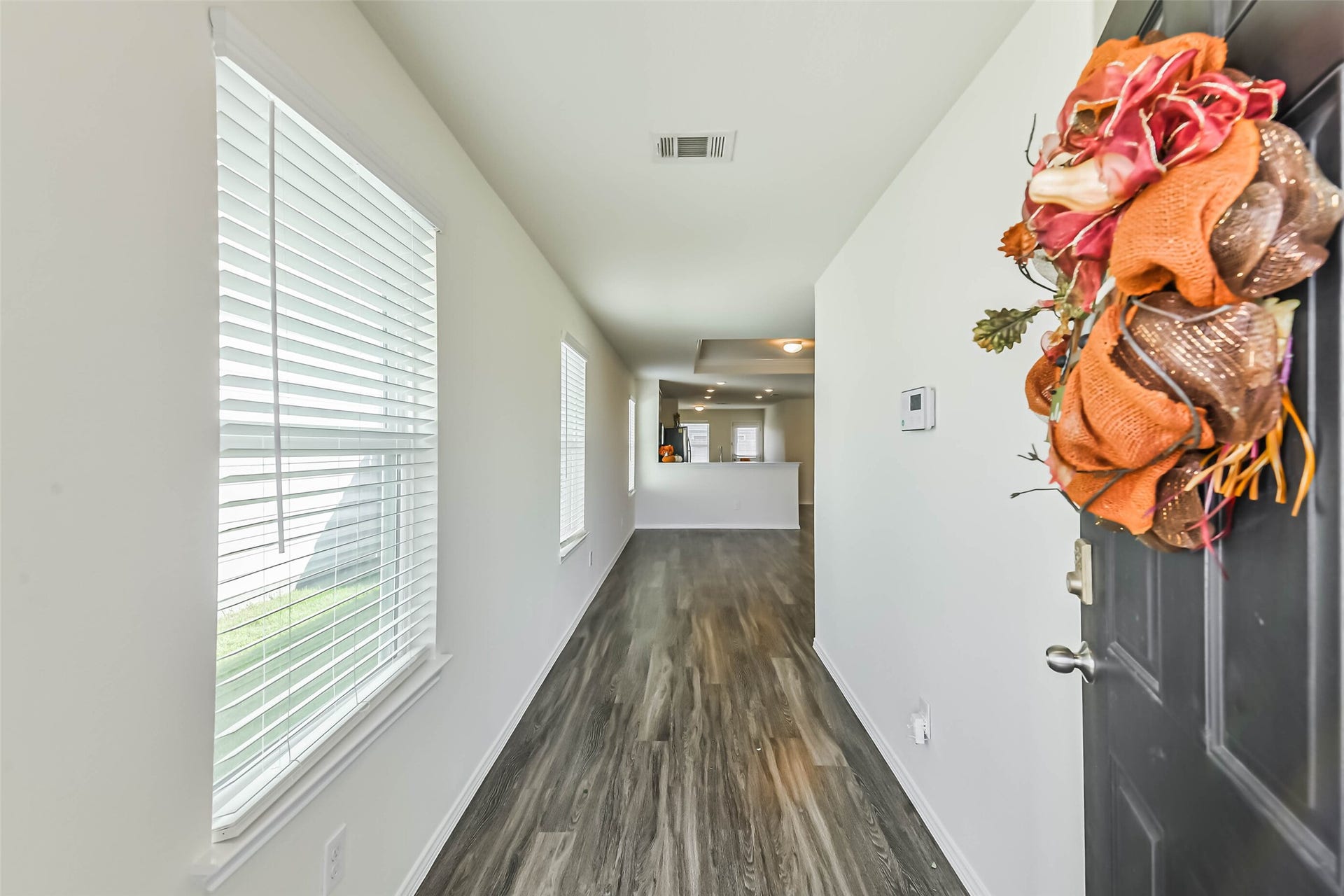 24011 Swather Way, Hockley, TX 77447 Entry Way
