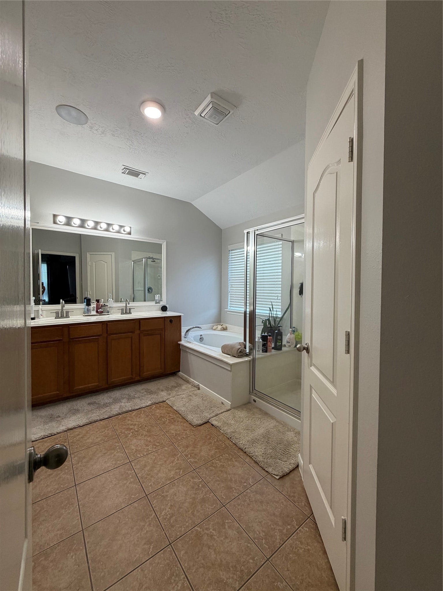 18902 Cluster Oaks Drive, Magnolia, TX 77355 18902 Cluster Oaks Drive, Magnolia, TX 77355