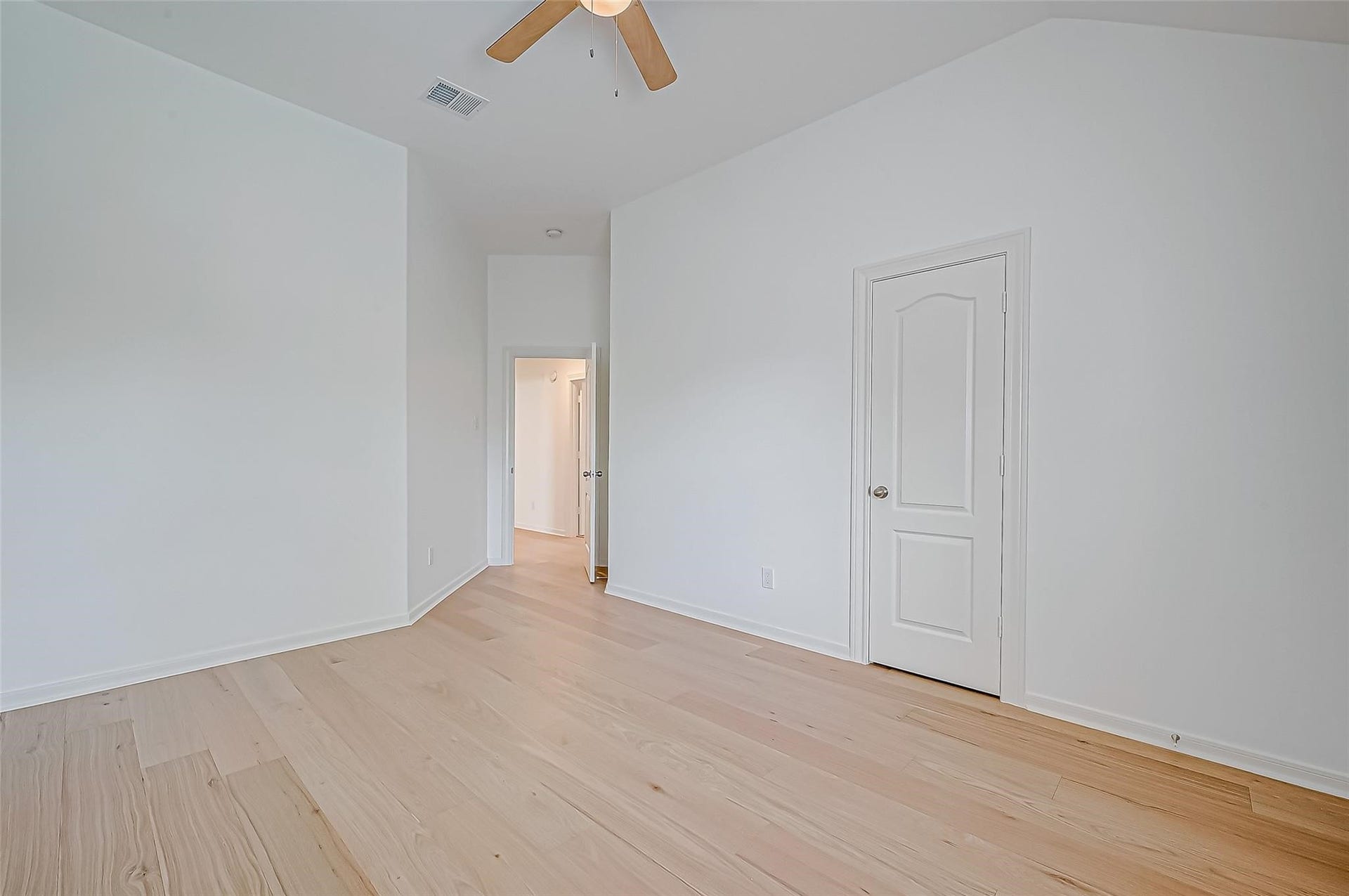 3207 Enclave Trail, Houston, TX 77077 3207 Enclave Trail, Houston, TX 77077