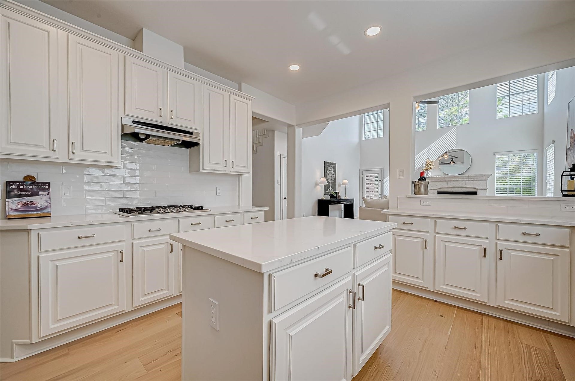 3207 Enclave Trail, Houston, TX 77077 3207 Enclave Trail, Houston, TX 77077