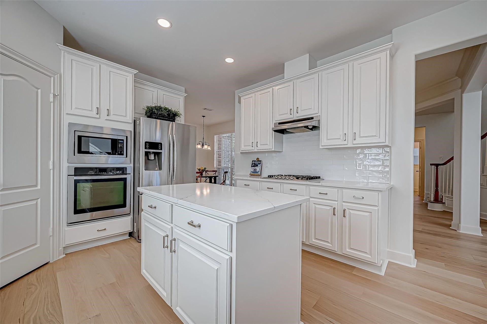 3207 Enclave Trail, Houston, TX 77077 3207 Enclave Trail, Houston, TX 77077