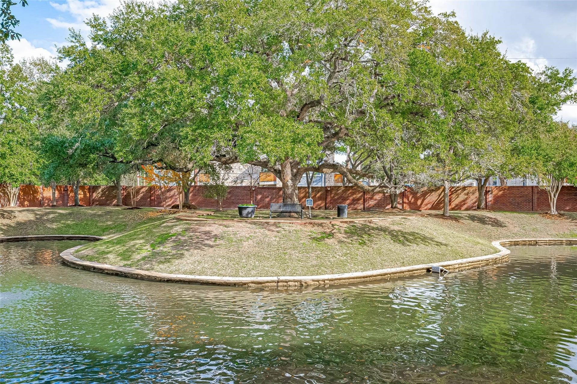 3207 Enclave Trail, Houston, TX 77077 3207 Enclave Trail, Houston, TX 77077