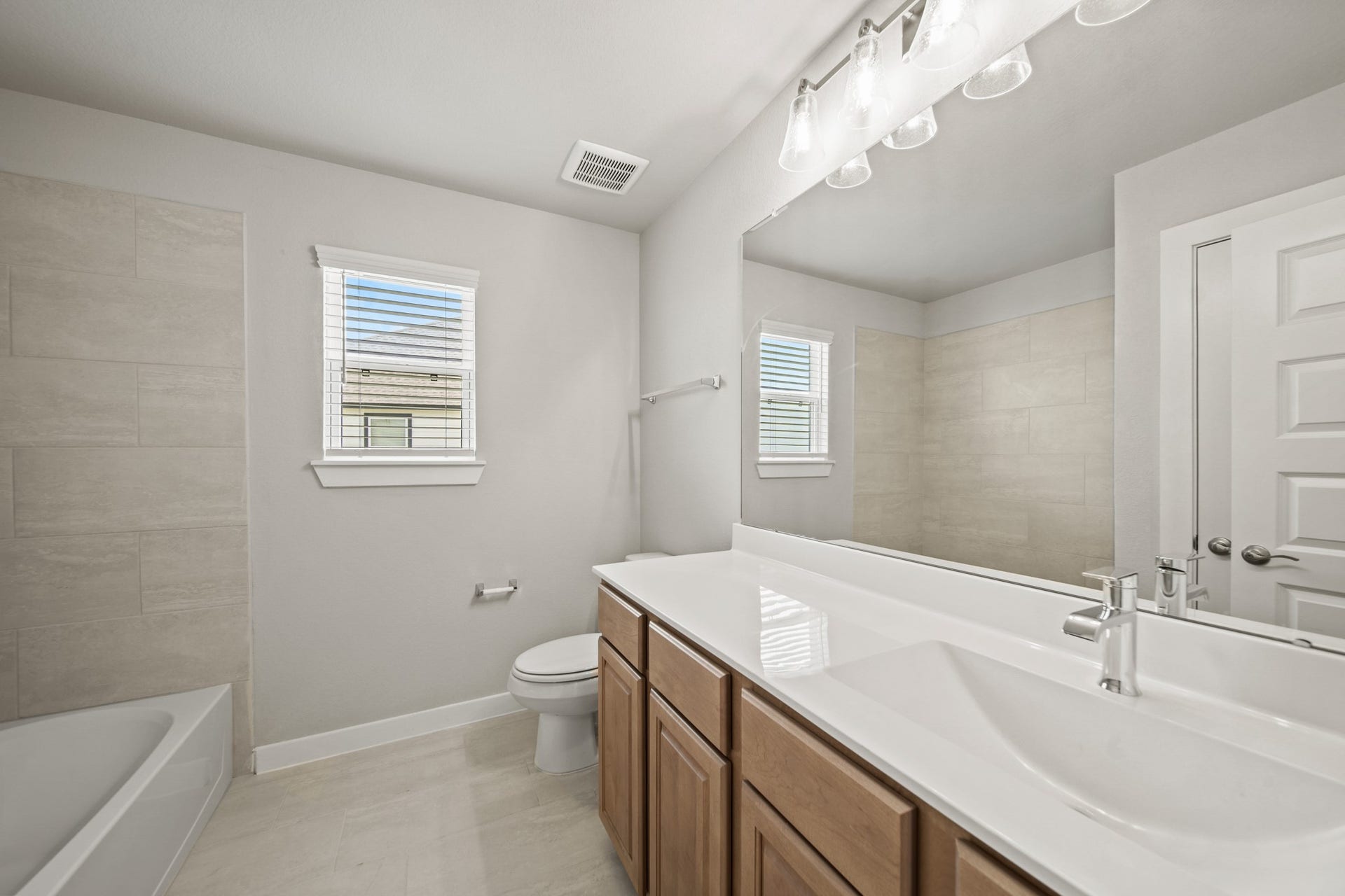 409 Inner Cove Lane, Waller, TX 77484 409 Inner Cove Lane, Waller, TX 77484