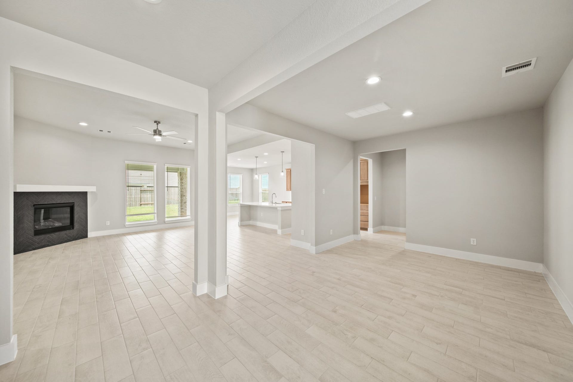 409 Inner Cove Lane, Waller, TX 77484 409 Inner Cove Lane, Waller, TX 77484