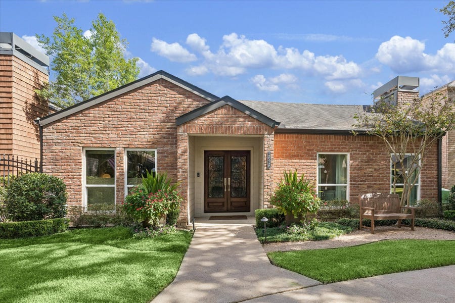 Property photo for 2626 Glen Haven Boulevard, Houston, TX