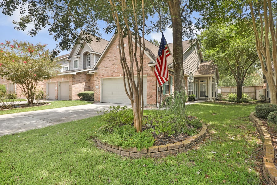 Property photo for 2330 Summit Way Court, Houston, TX