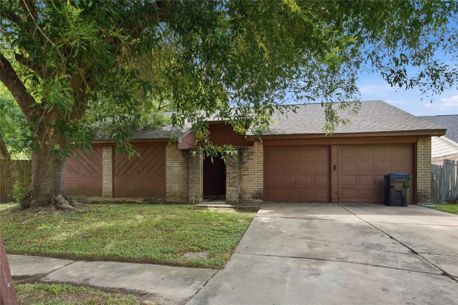 Property photo for 3611 Macon Place Court, Houston, TX