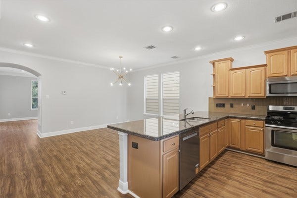 2202 Colorado Street, Houston, TX 77007