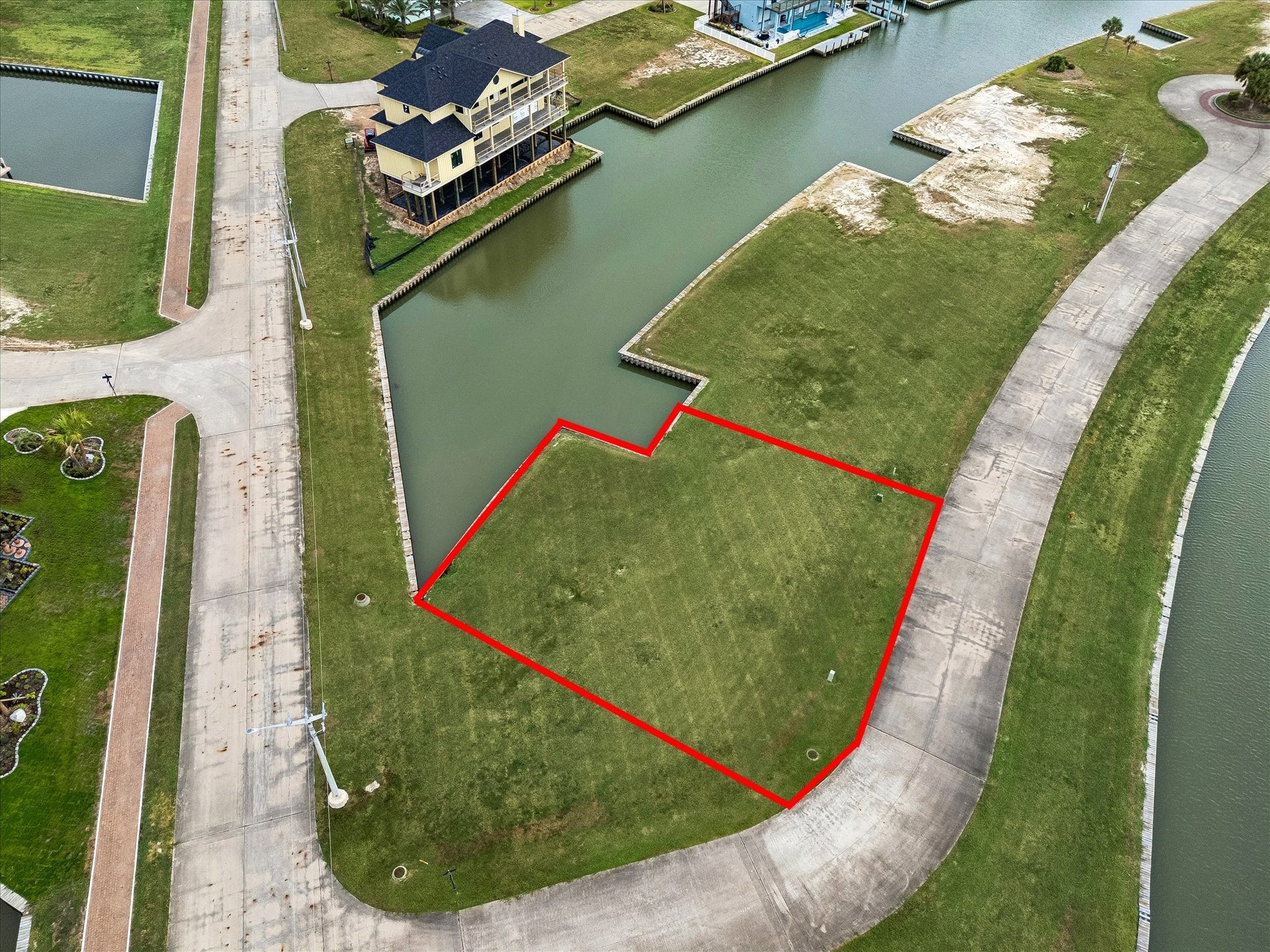 1 Summerland, Hitchcock, TX 77563 1 Summerland, Hitchcock, TX 77563
