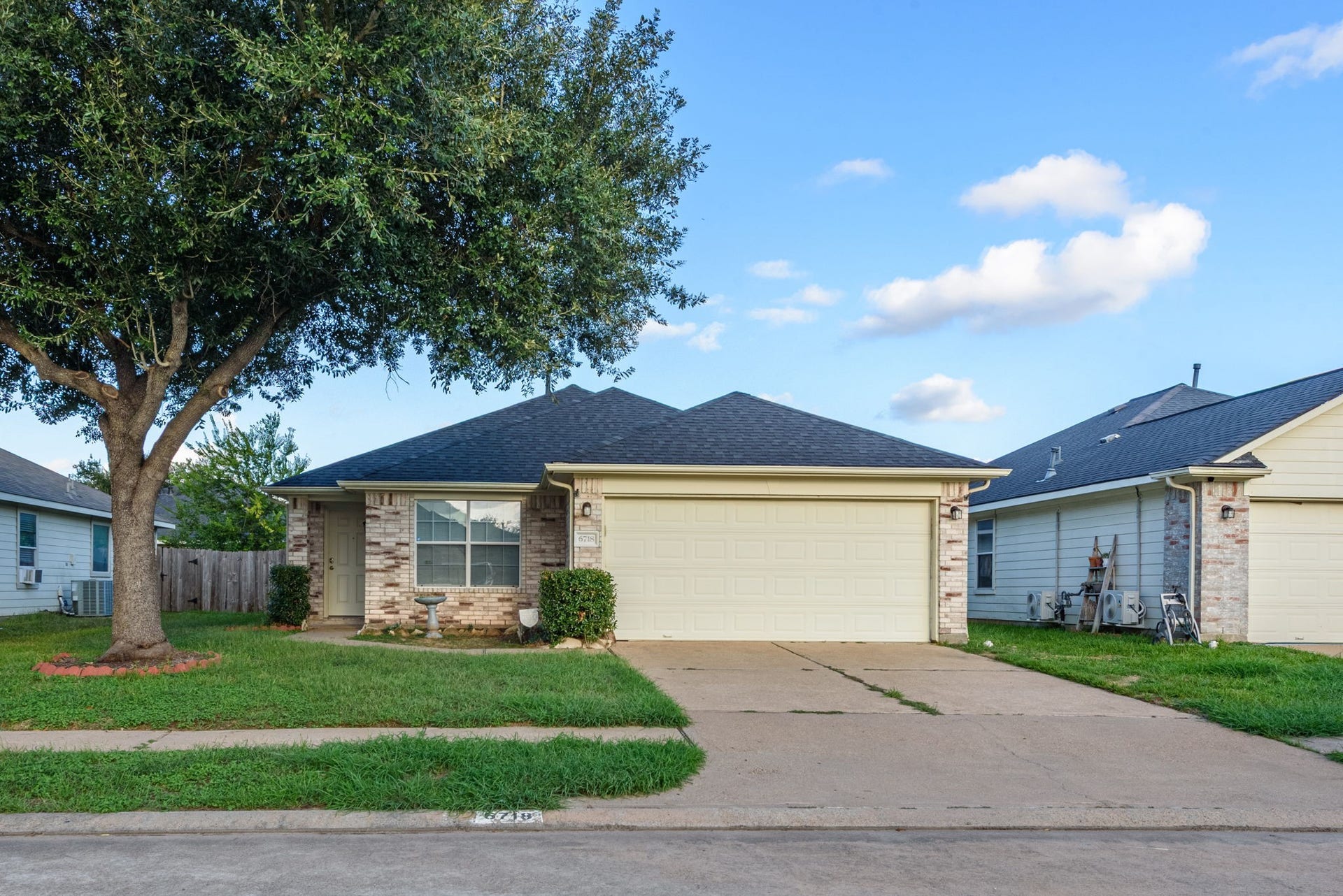 6718 Devonport Drive, Katy, TX 77449
