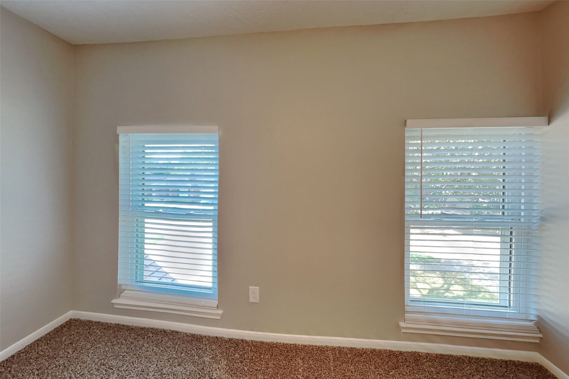 1021 Glenview Drive, Pearland, TX 77581 1021 Glenview Drive, Pearland, TX 77581