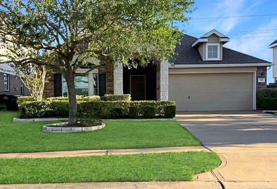 Property photo for 341 Lake Line Drive, Alvin, TX