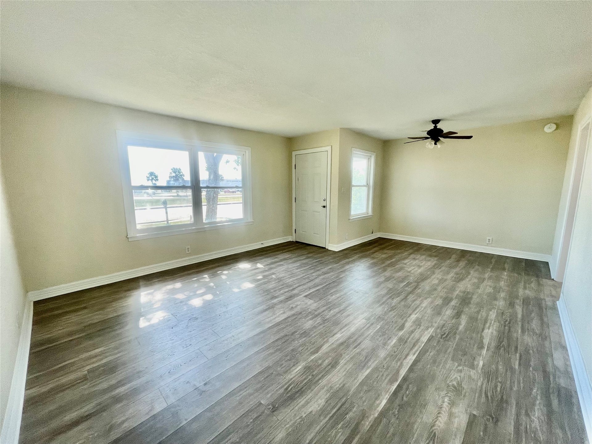 1206 W 11th Street, Freeport, TX 77541 1206 W 11th Street, Freeport, TX 77541