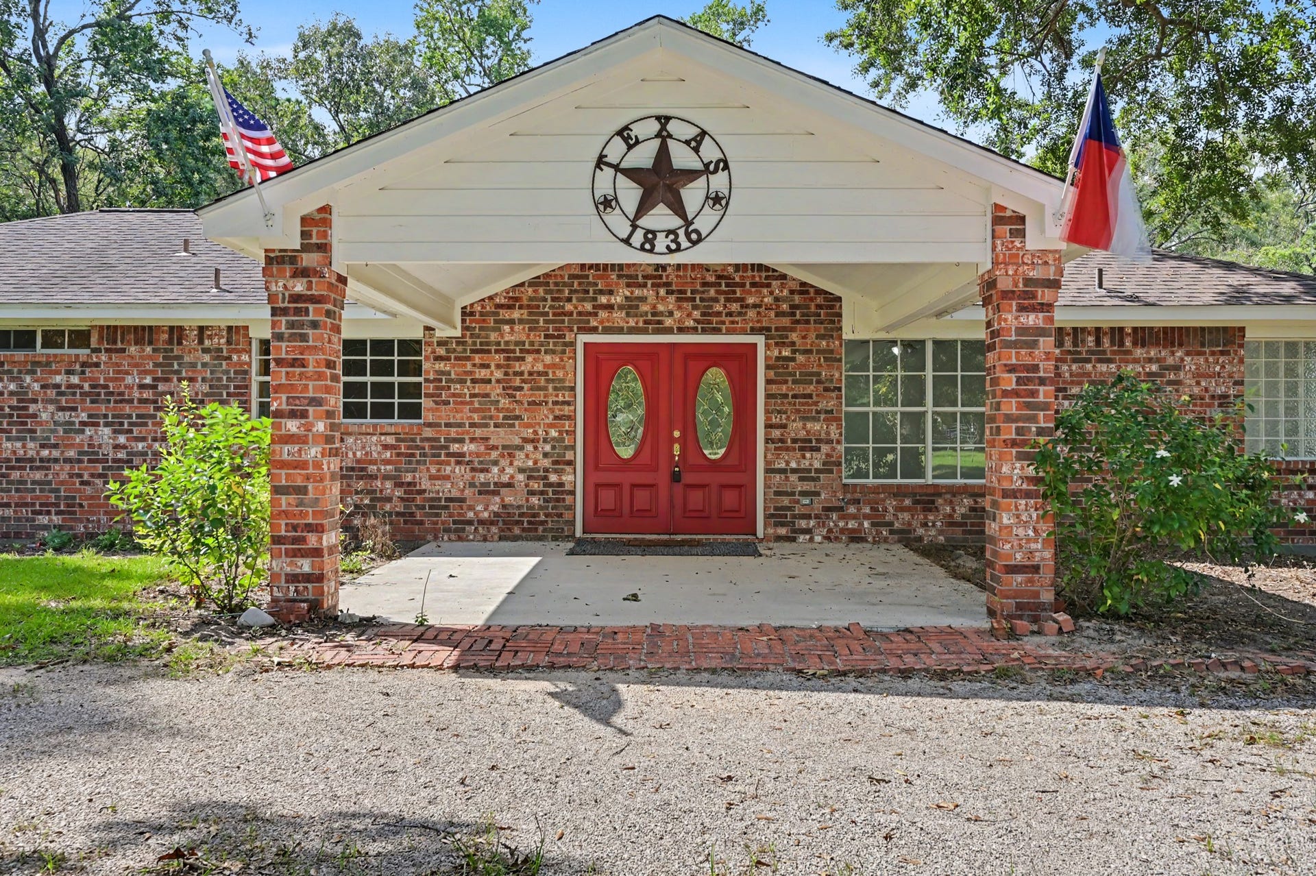 10690 Tanyard Road, Willis, TX 77378 10690 Tanyard Road, Willis, TX 77378