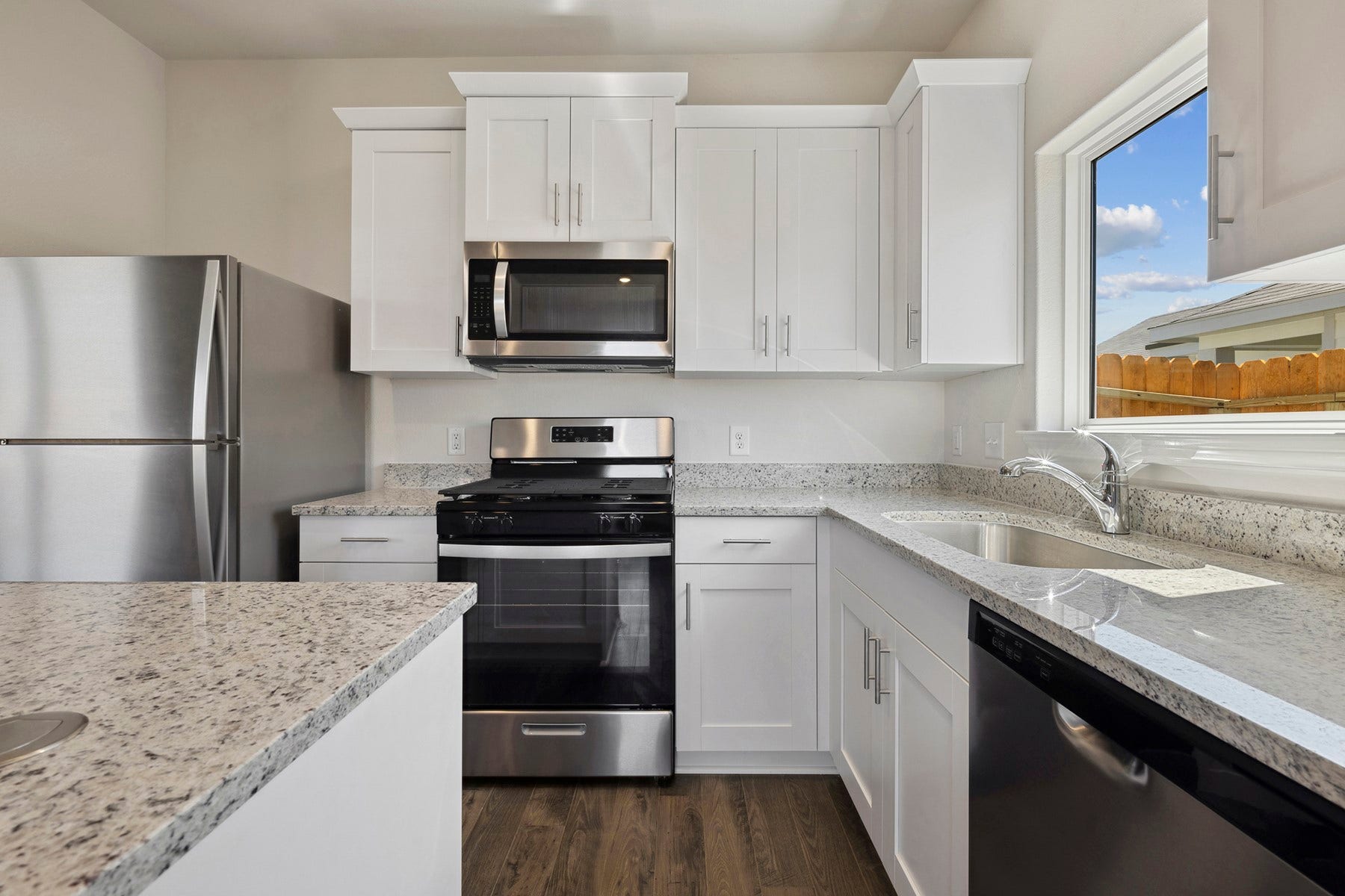 25685 Rose Creek Drive, Cleveland, TX 77328 25685 Rose Creek Drive, Cleveland, TX 77328