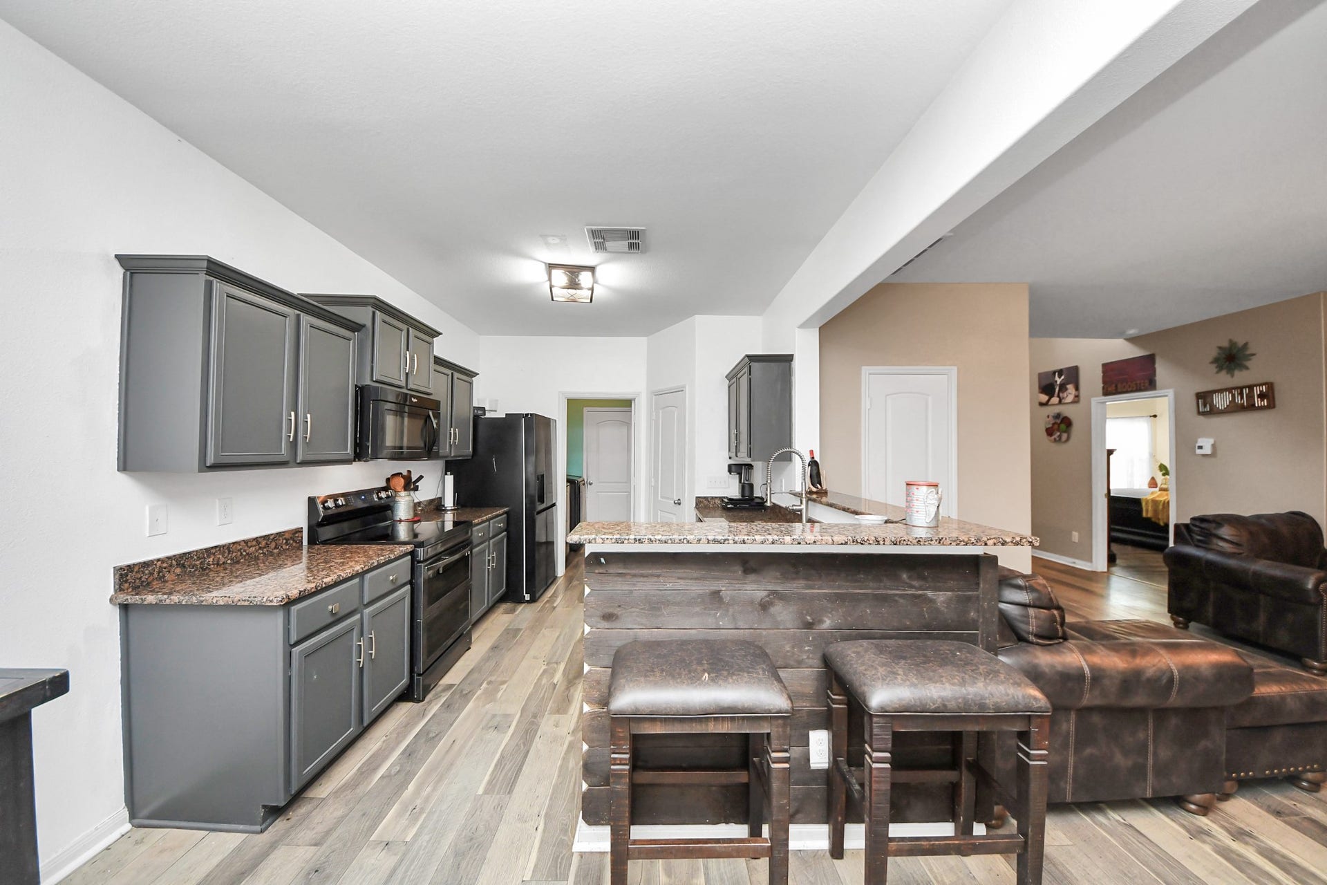 415 Hawks View Drive, La Marque, TX 77568 415 Hawks View Drive, La Marque, TX 77568