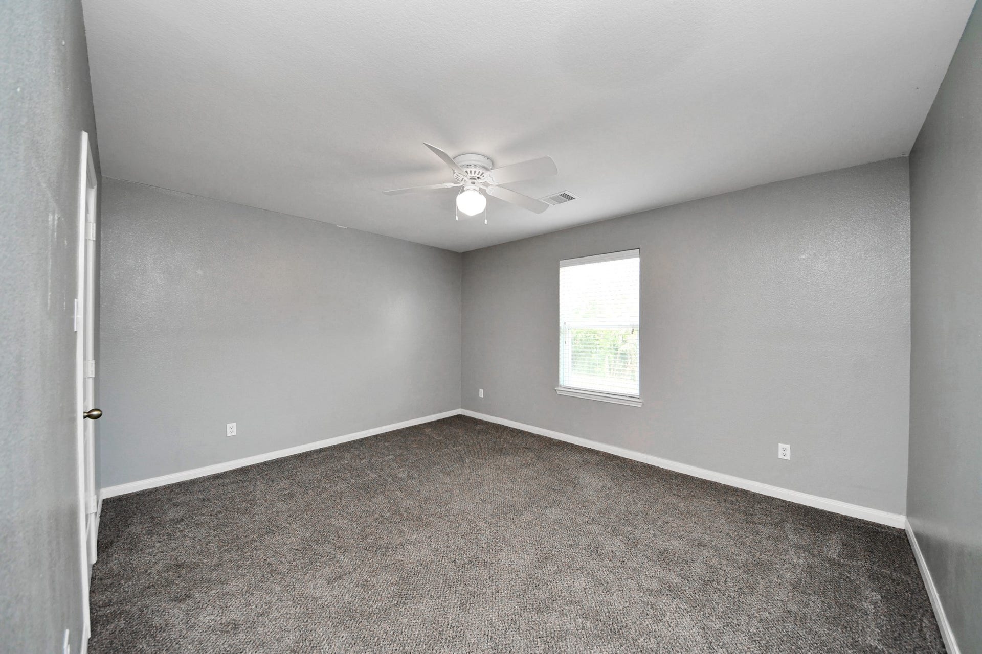 415 Hawks View Drive, La Marque, TX 77568 415 Hawks View Drive, La Marque, TX 77568