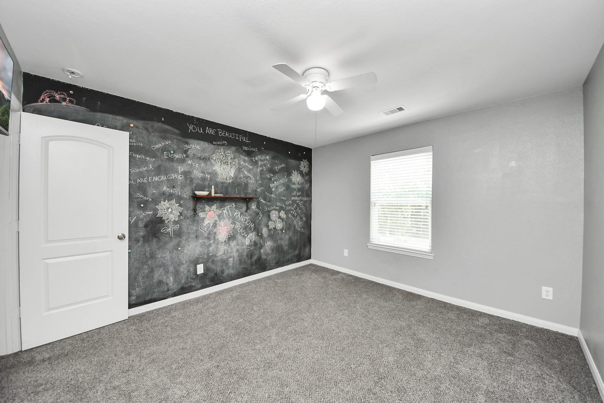 415 Hawks View Drive, La Marque, TX 77568 415 Hawks View Drive, La Marque, TX 77568