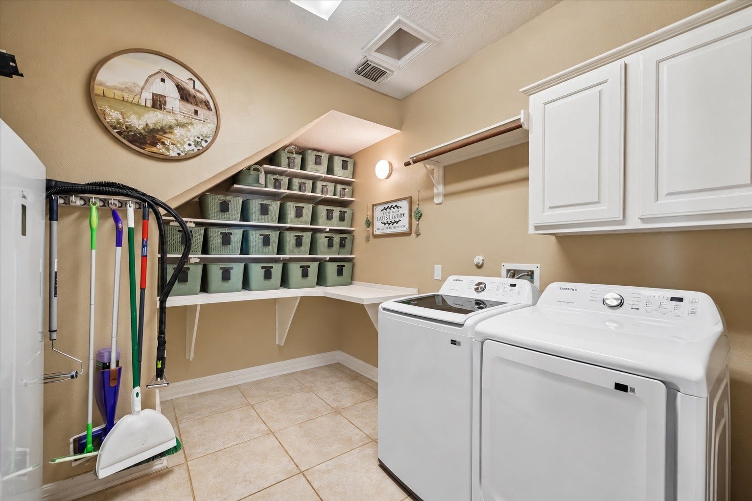 1403 Caine Hill Court, League City, TX 77573 1403 Caine Hill Court, League City, TX 77573