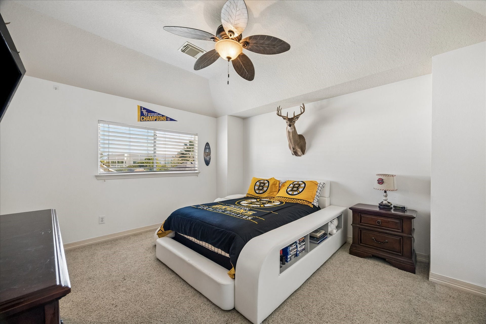 1403 Caine Hill Court, League City, TX 77573 1403 Caine Hill Court, League City, TX 77573