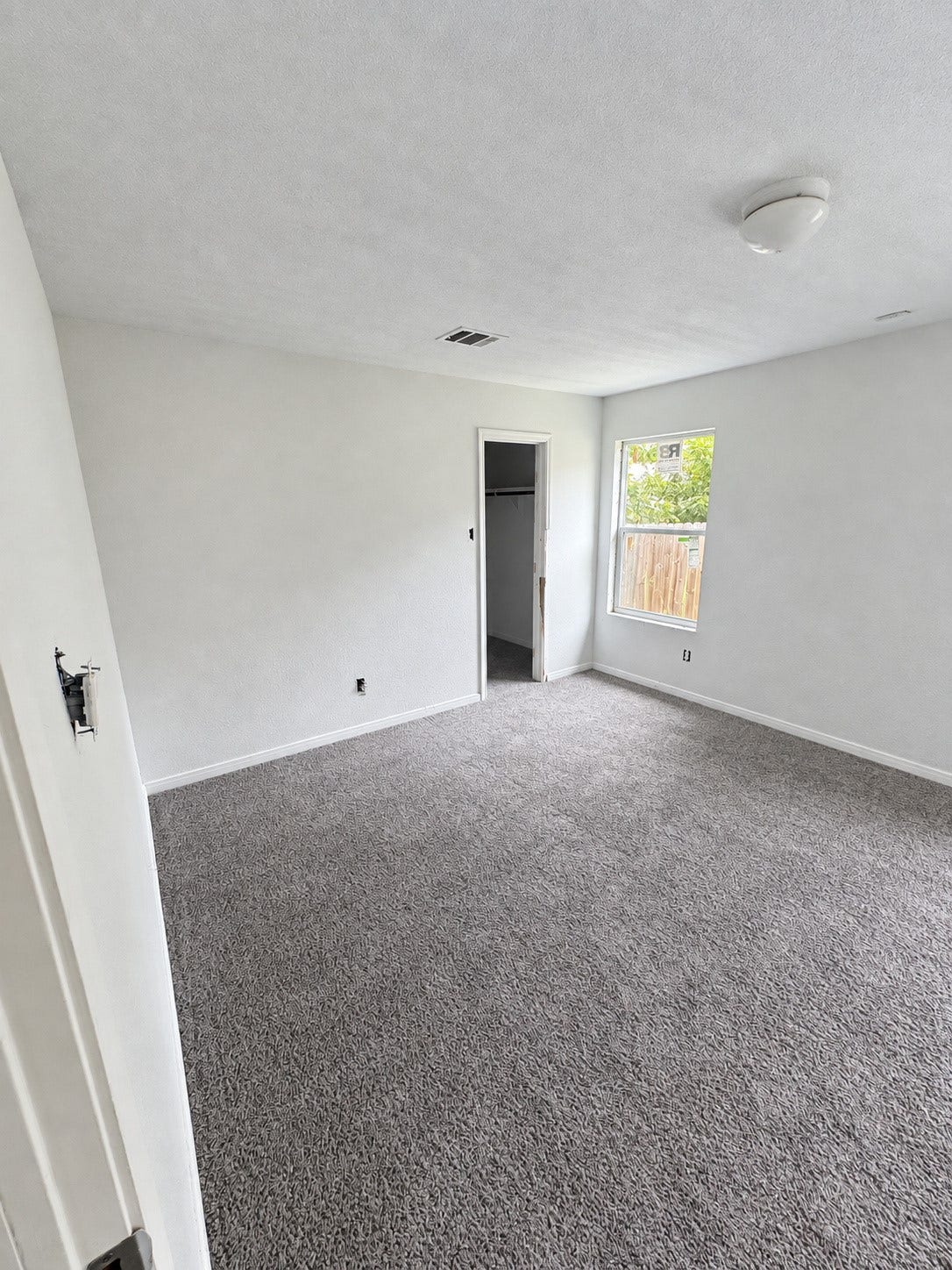423 N Carolina Street, Houston, TX 77029 423 N Carolina Street, Houston, TX 77029