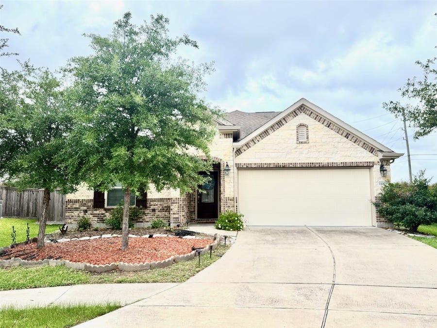 Property photo for 11075 Walts Run Lane, Cypress, TX