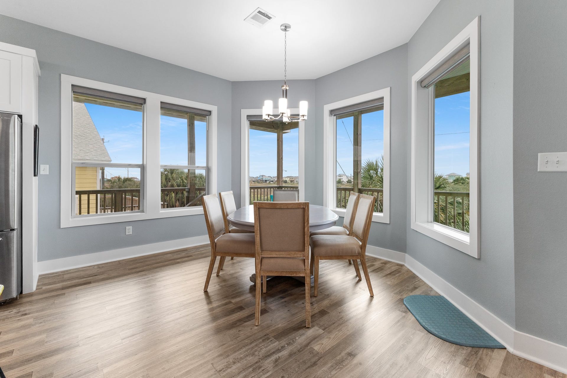 4111 Isla Del Sol, Galveston, TX 77554 4111 Isla Del Sol, Galveston, TX 77554