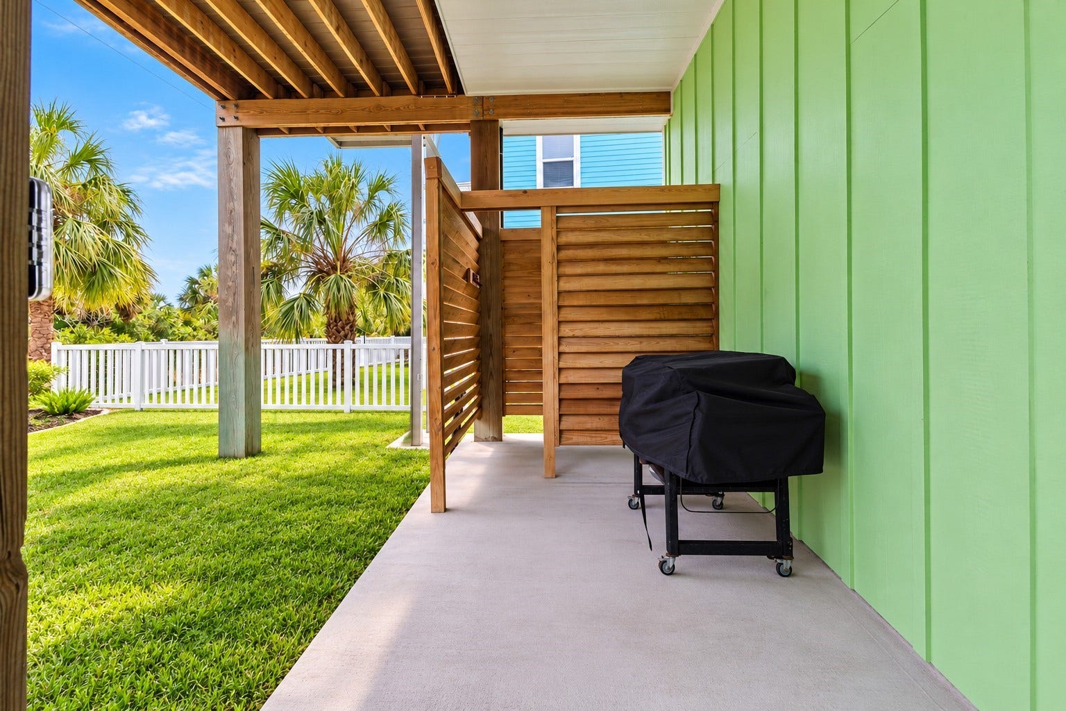 4111 Isla Del Sol, Galveston, TX 77554 4111 Isla Del Sol, Galveston, TX 77554