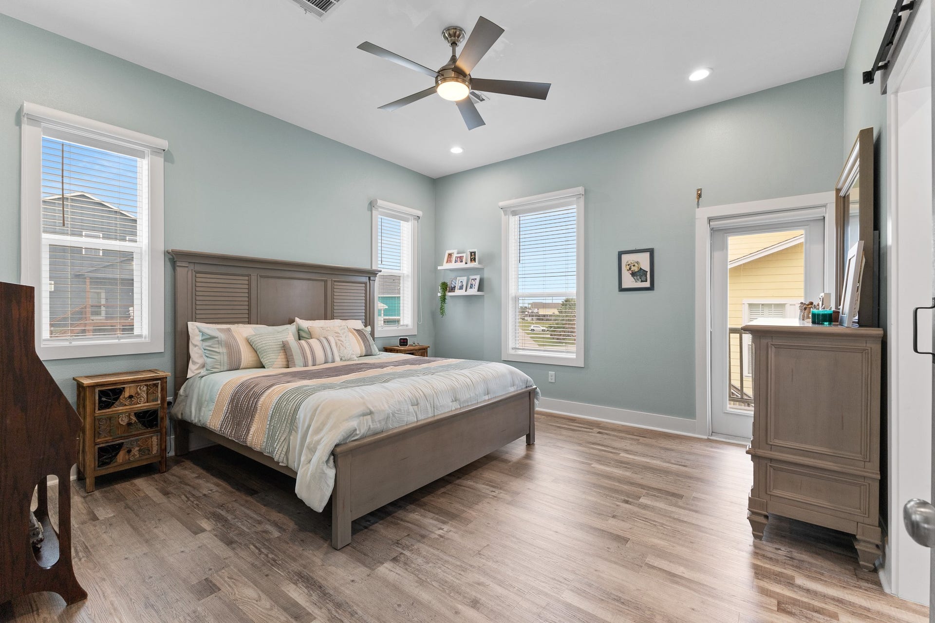 4111 Isla Del Sol, Galveston, TX 77554 4111 Isla Del Sol, Galveston, TX 77554