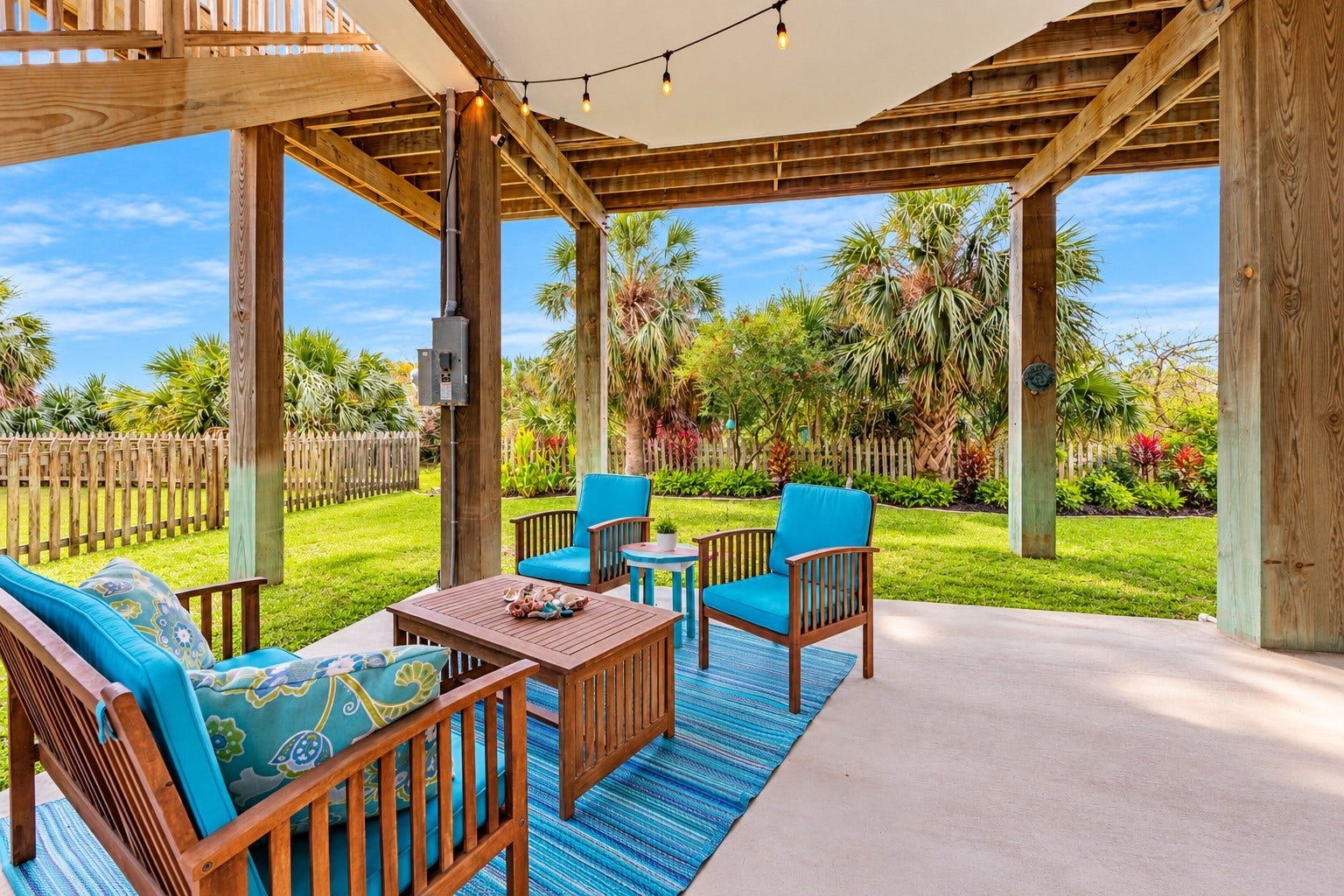 4111 Isla Del Sol, Galveston, TX 77554 4111 Isla Del Sol, Galveston, TX 77554
