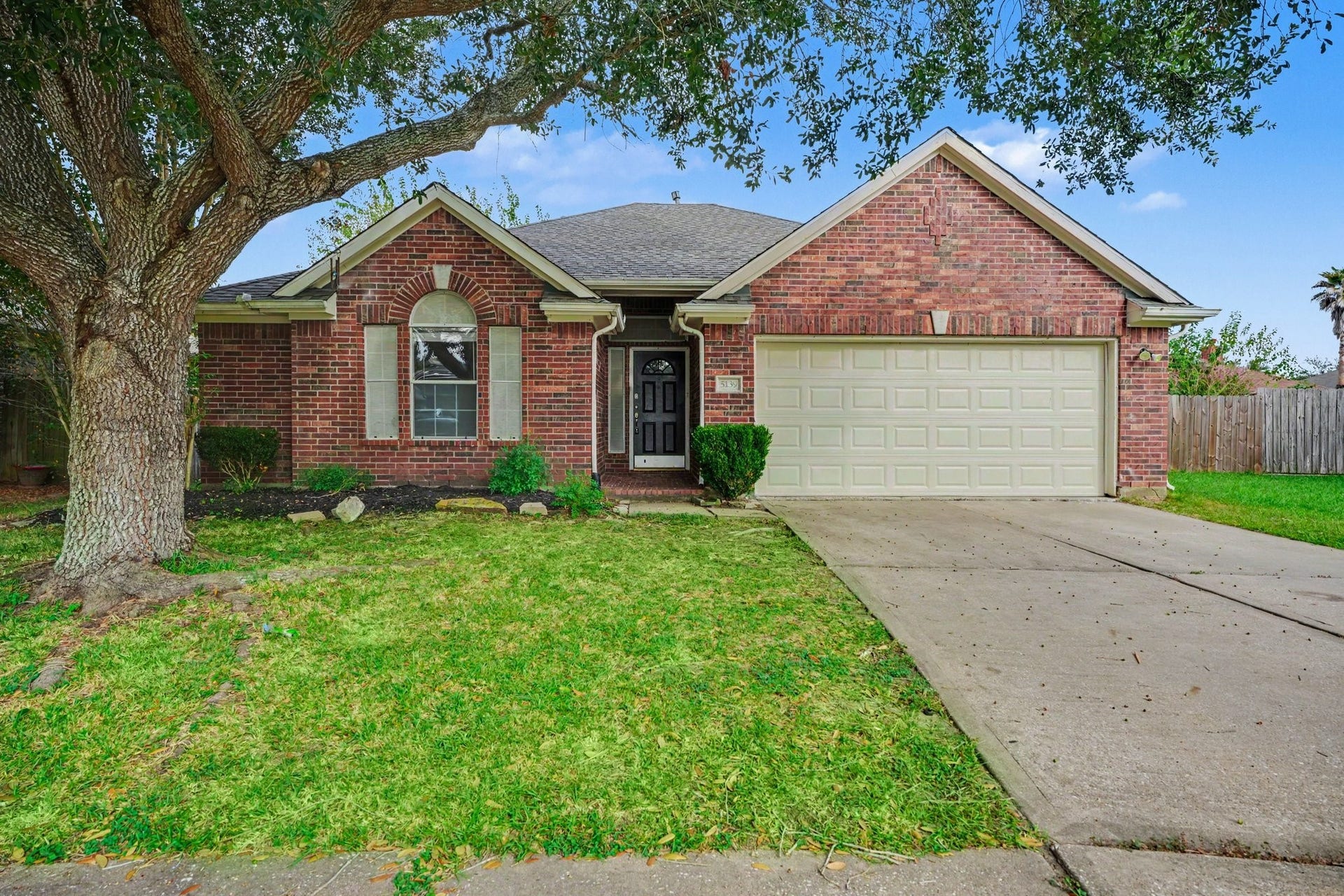 5139 Chase Park Circle, Bacliff, TX 77518 5139 Chase Park Circle, Bacliff, TX 77518