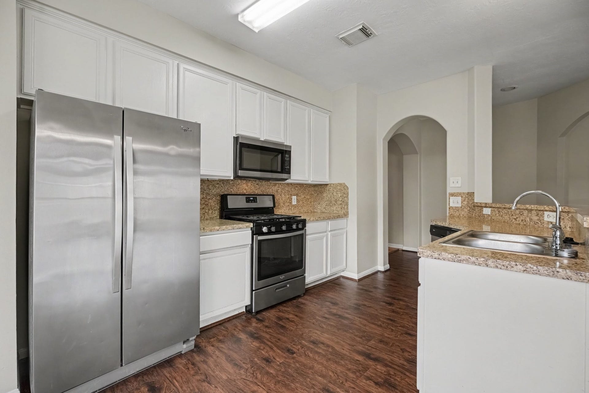 5139 Chase Park Circle, Bacliff, TX 77518 5139 Chase Park Circle, Bacliff, TX 77518