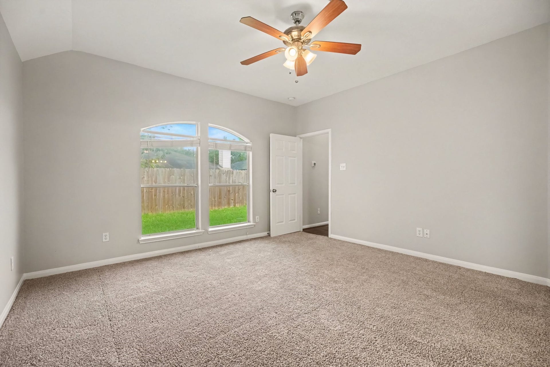 5139 Chase Park Circle, Bacliff, TX 77518 5139 Chase Park Circle, Bacliff, TX 77518
