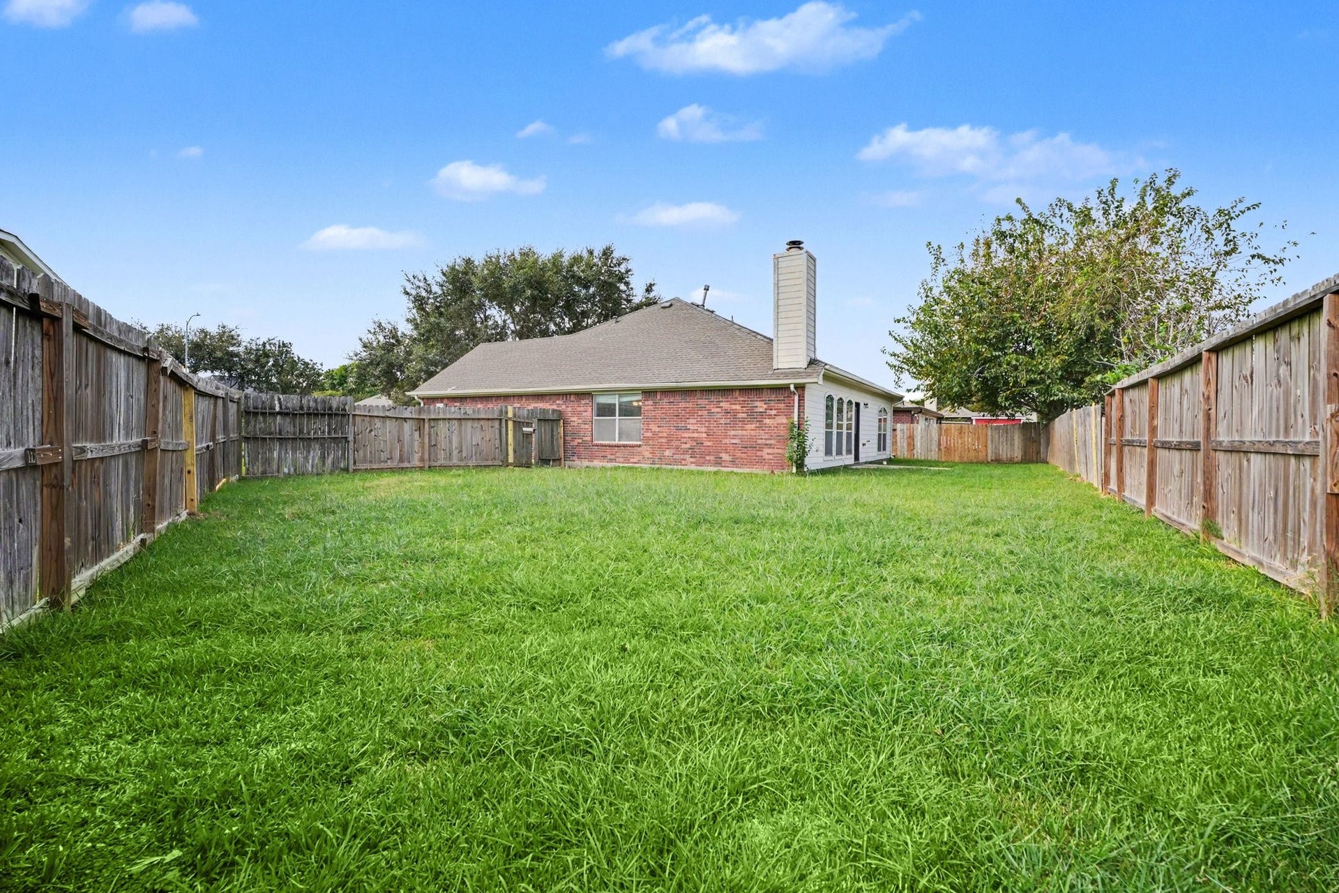 5139 Chase Park Circle, Bacliff, TX 77518 5139 Chase Park Circle, Bacliff, TX 77518