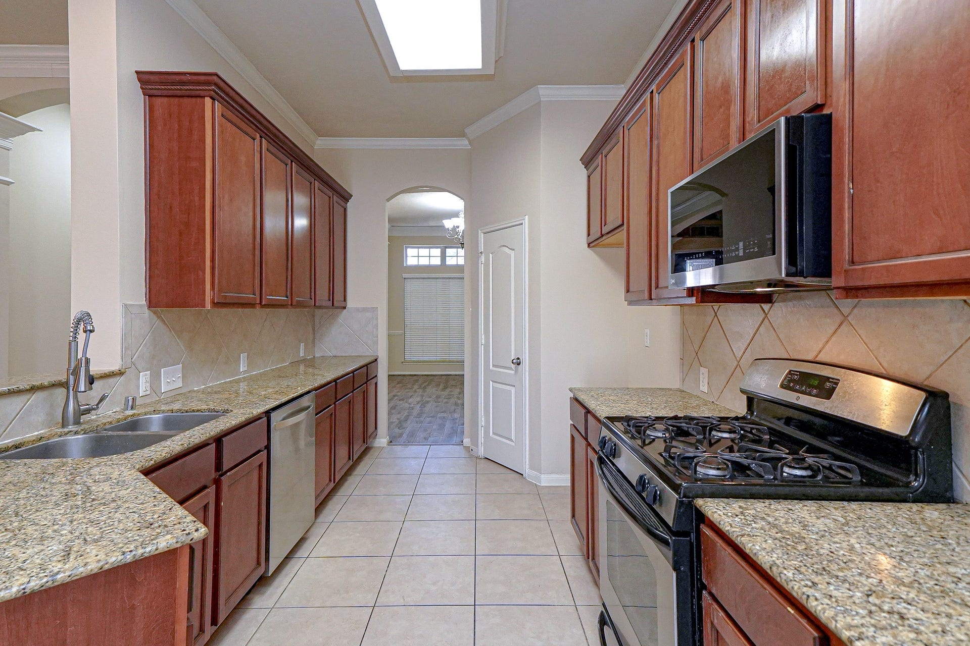 110 Emerald Loch Lane, Richmond, TX 77469