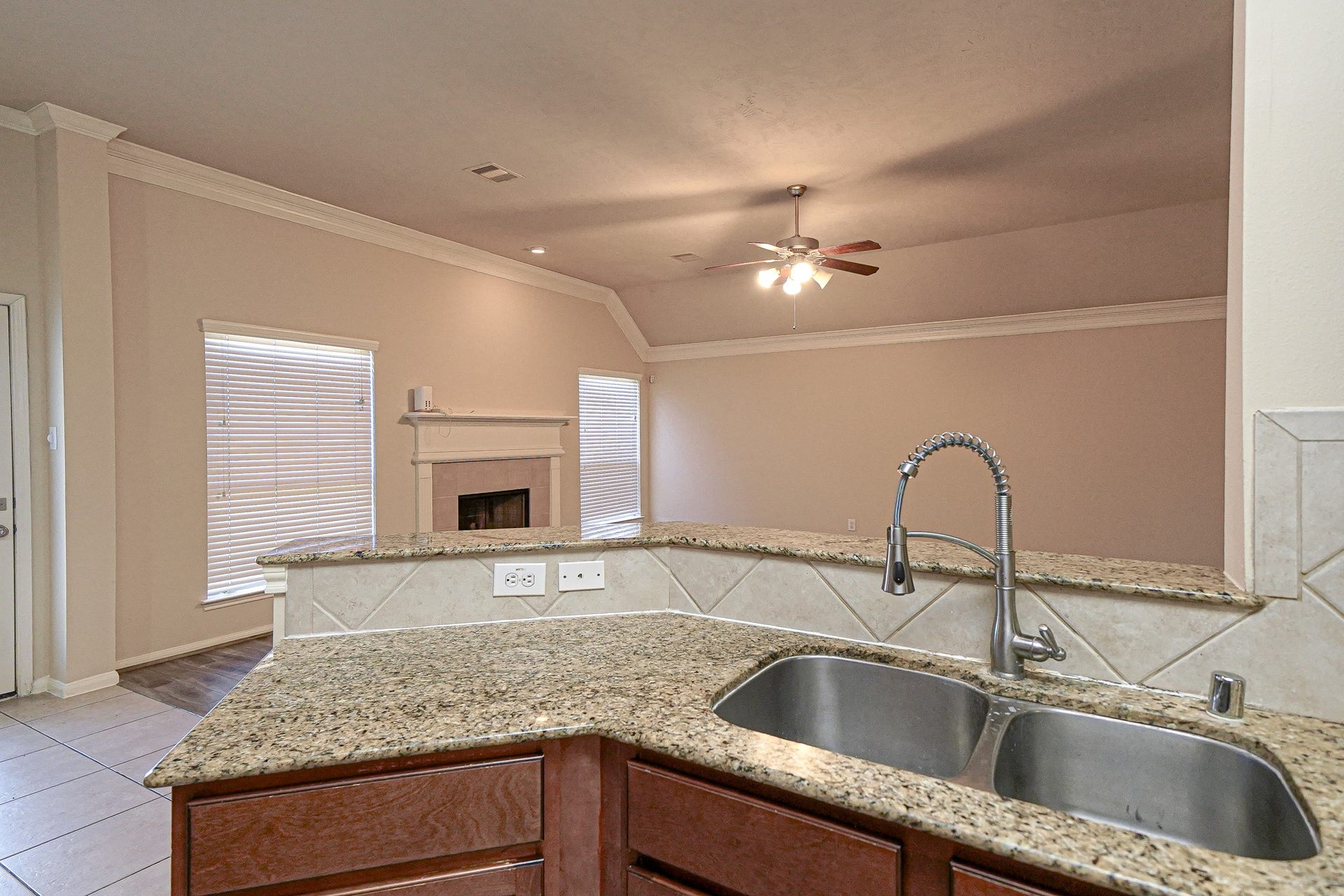 110 Emerald Loch Lane, Richmond, TX 77469