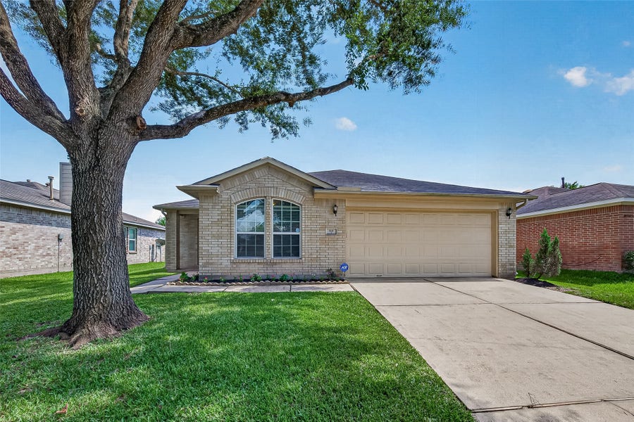Property photo for 5631 Eagle Landing, Houston, TX