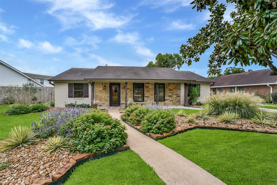 Property photo for 16005 Jersey Drive, Jersey Village, TX