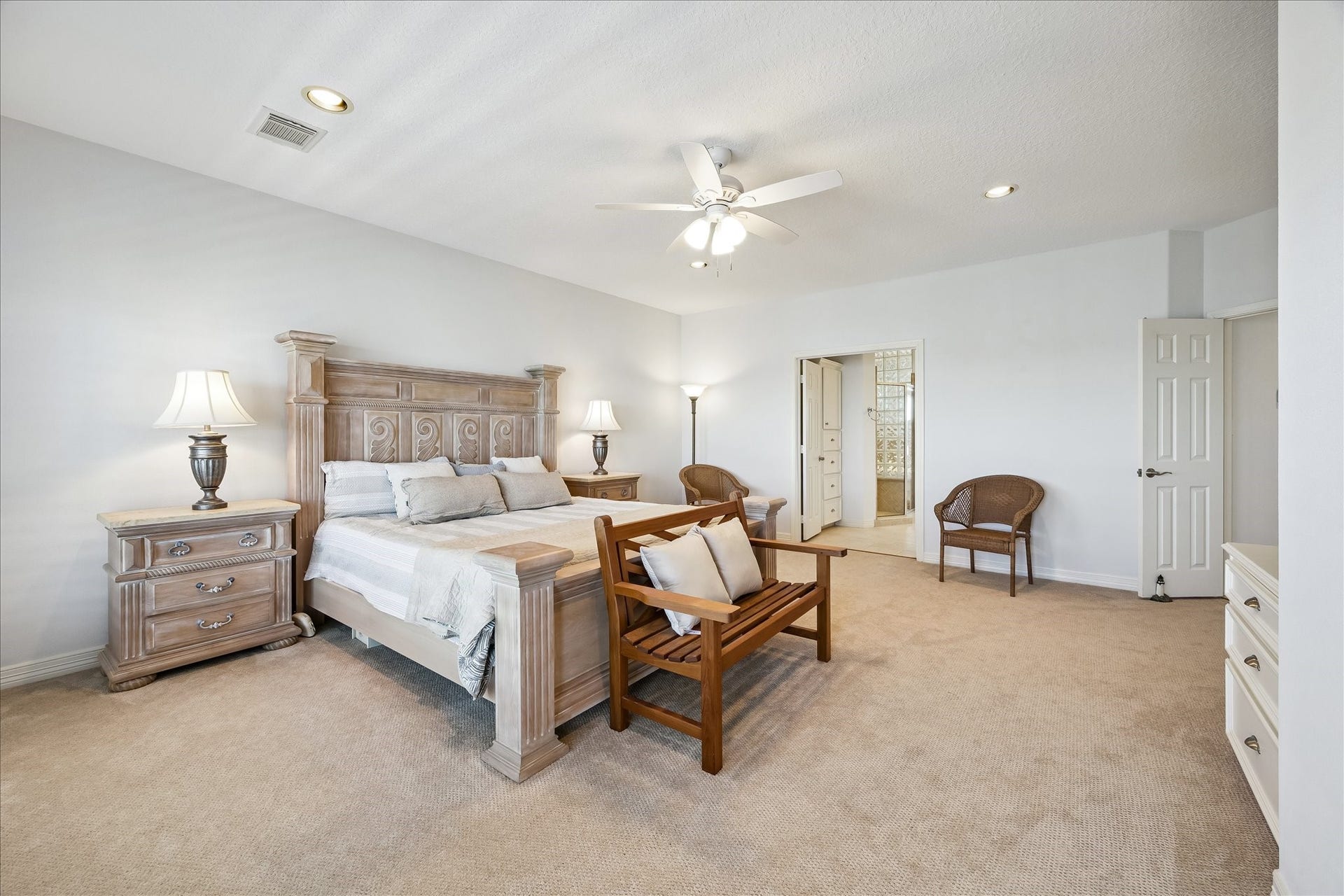 1554 Windsong Way, Tiki Island, TX 77554 1554 Windsong Way, Tiki Island, TX 77554