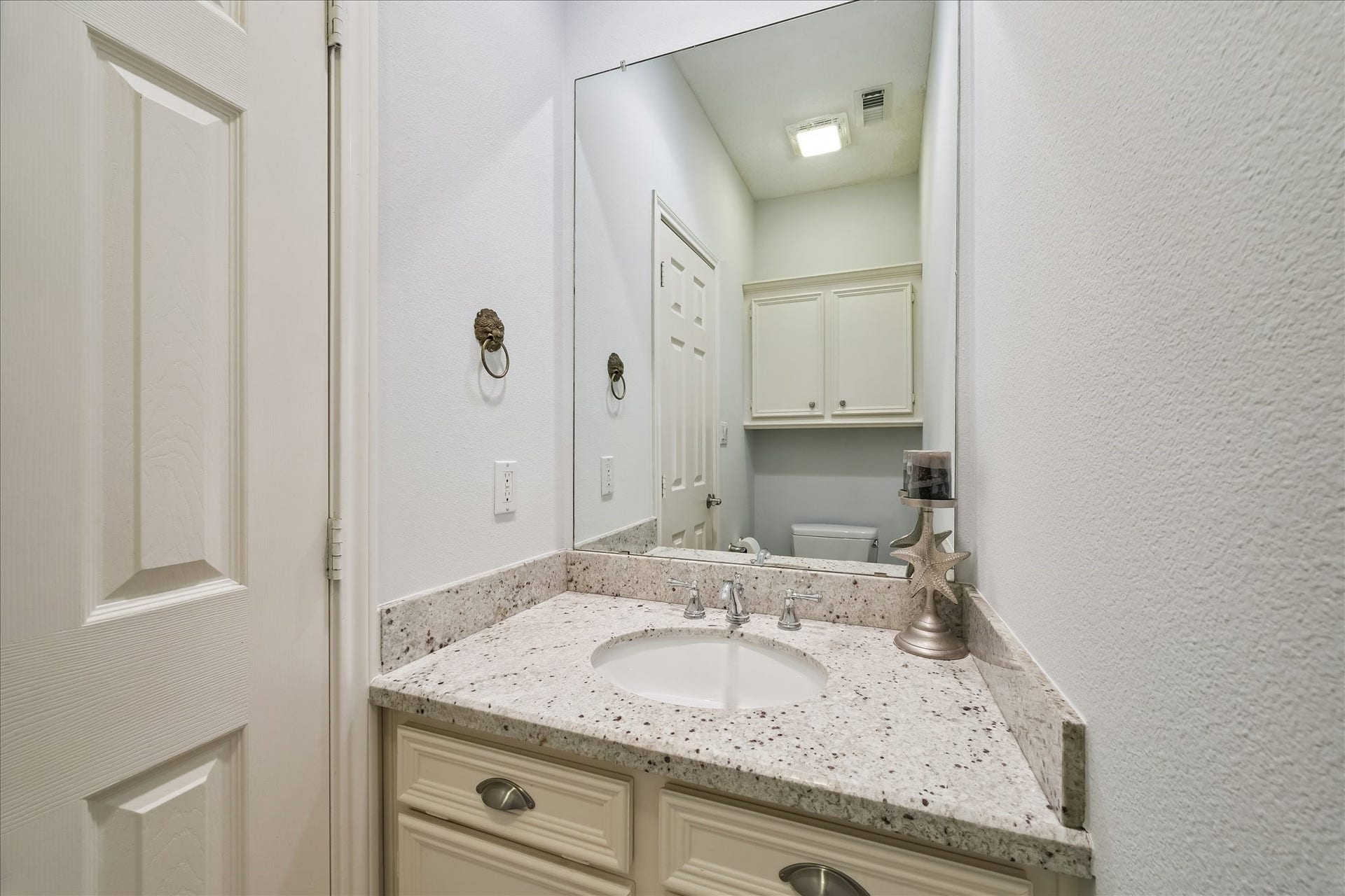 1554 Windsong Way, Tiki Island, TX 77554 1554 Windsong Way, Tiki Island, TX 77554
