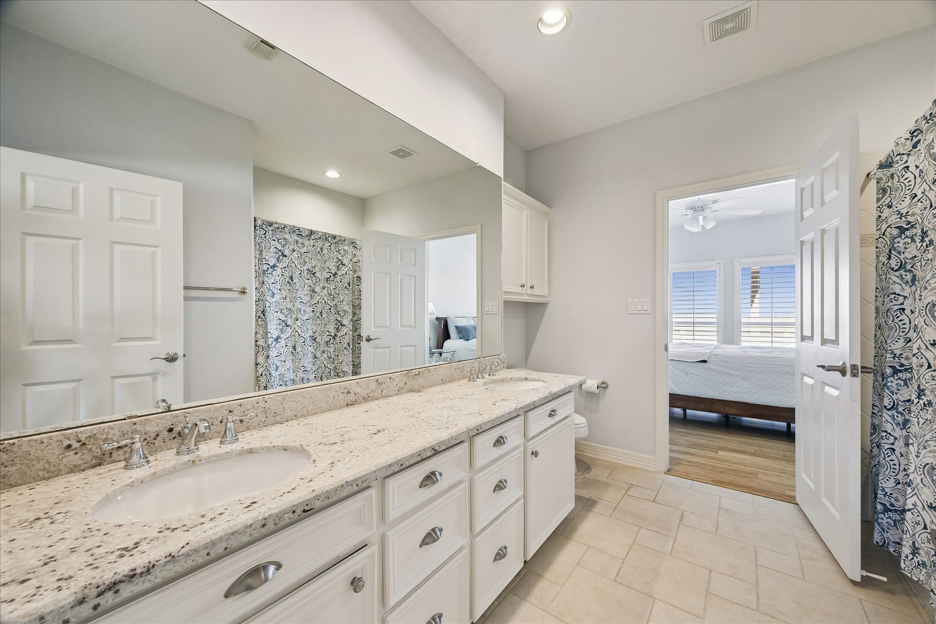 1554 Windsong Way, Tiki Island, TX 77554 1554 Windsong Way, Tiki Island, TX 77554