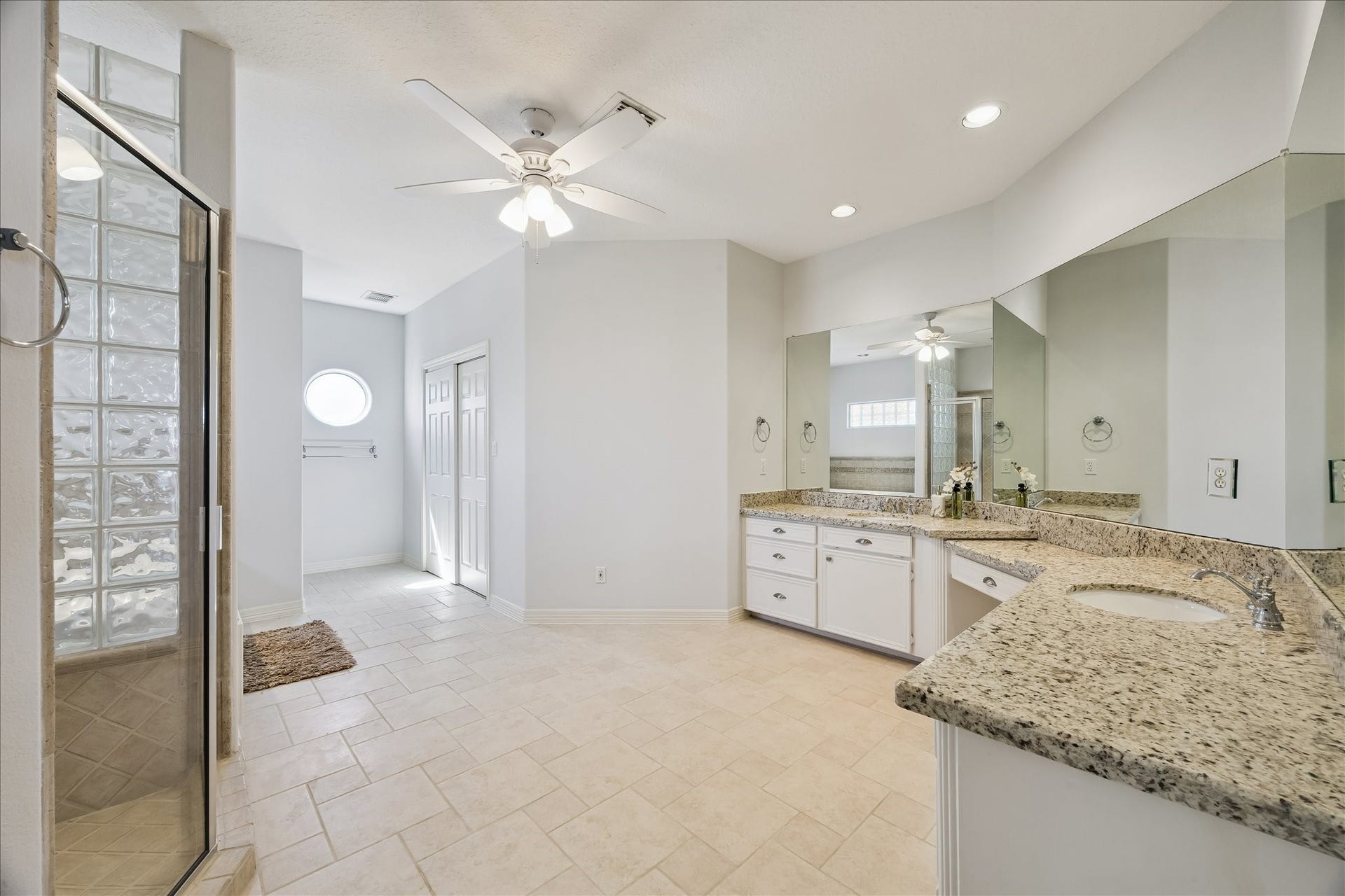 1554 Windsong Way, Tiki Island, TX 77554 1554 Windsong Way, Tiki Island, TX 77554