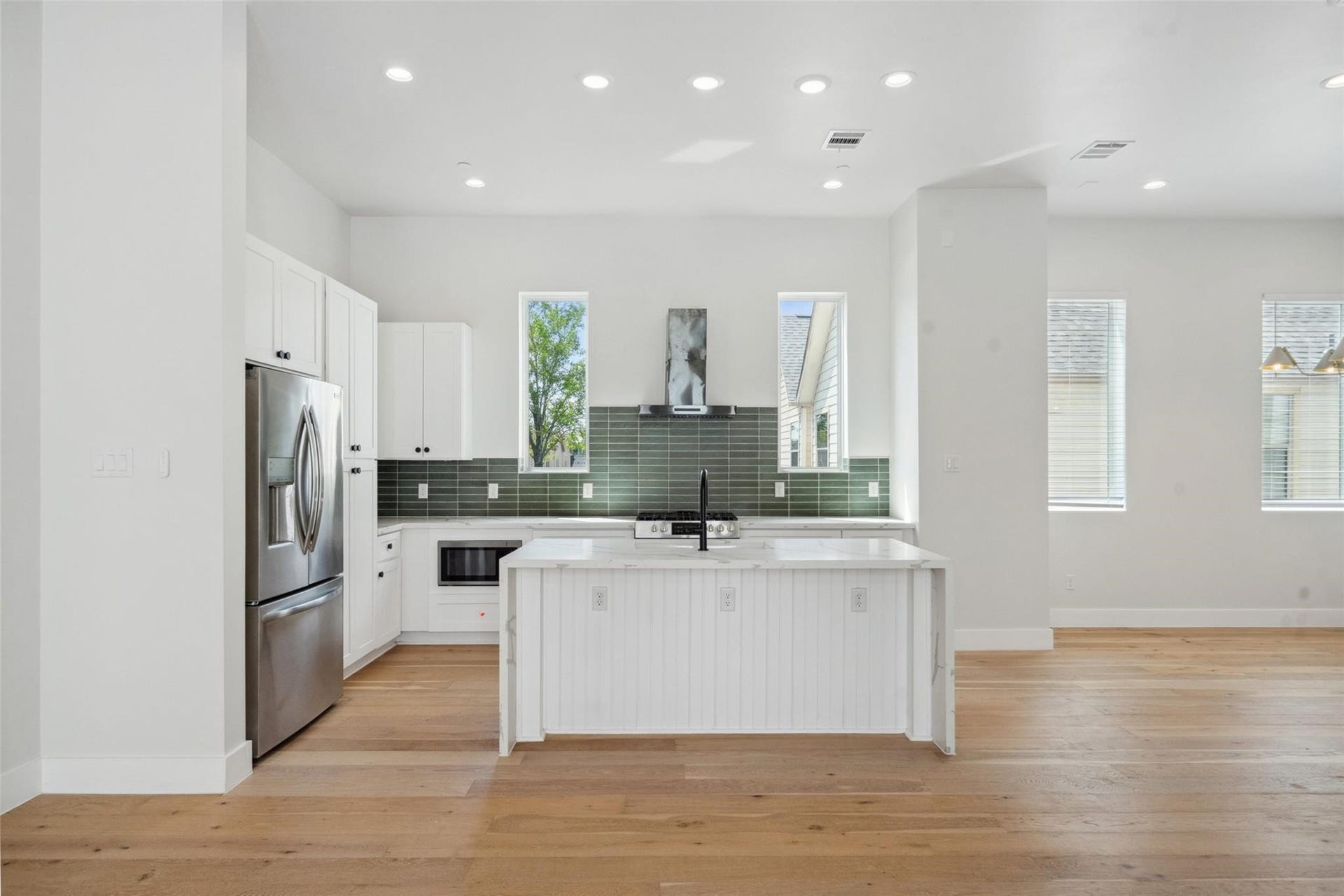 1005 Kern Street, #C, Houston, TX 77009 1005 Kern Street, #C, Houston, TX 77009