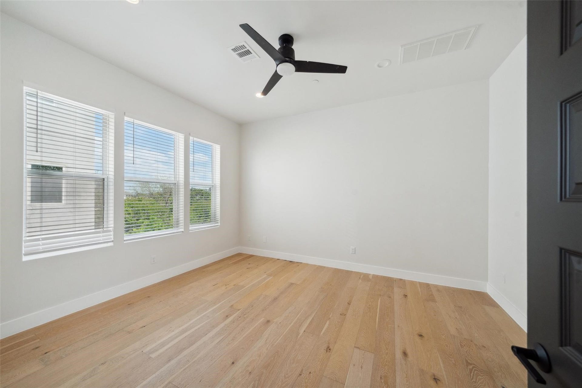 1005 Kern Street, #C, Houston, TX 77009 1005 Kern Street, #C, Houston, TX 77009