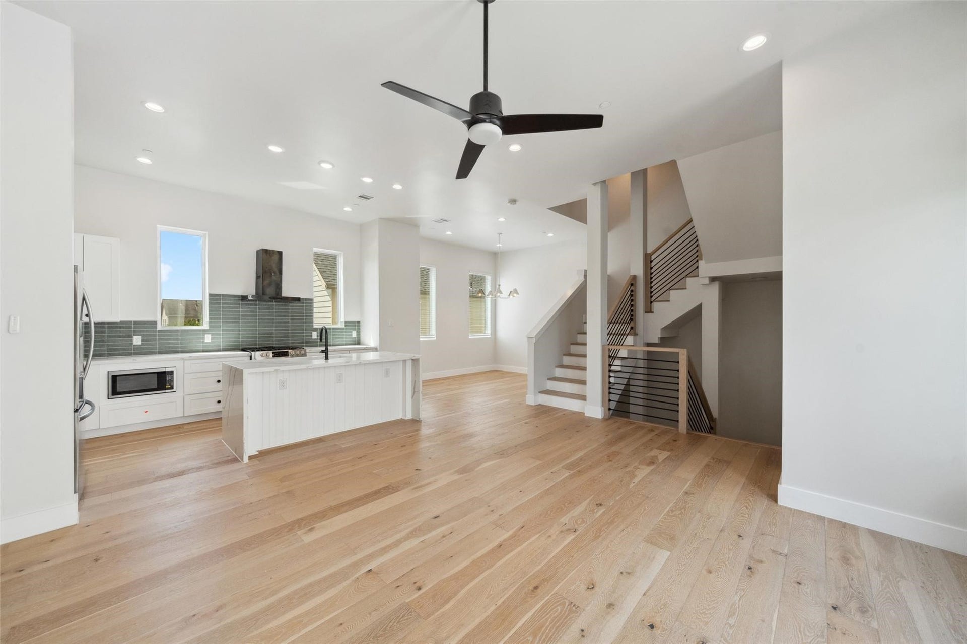 1005 Kern Street, #C, Houston, TX 77009 1005 Kern Street, #C, Houston, TX 77009