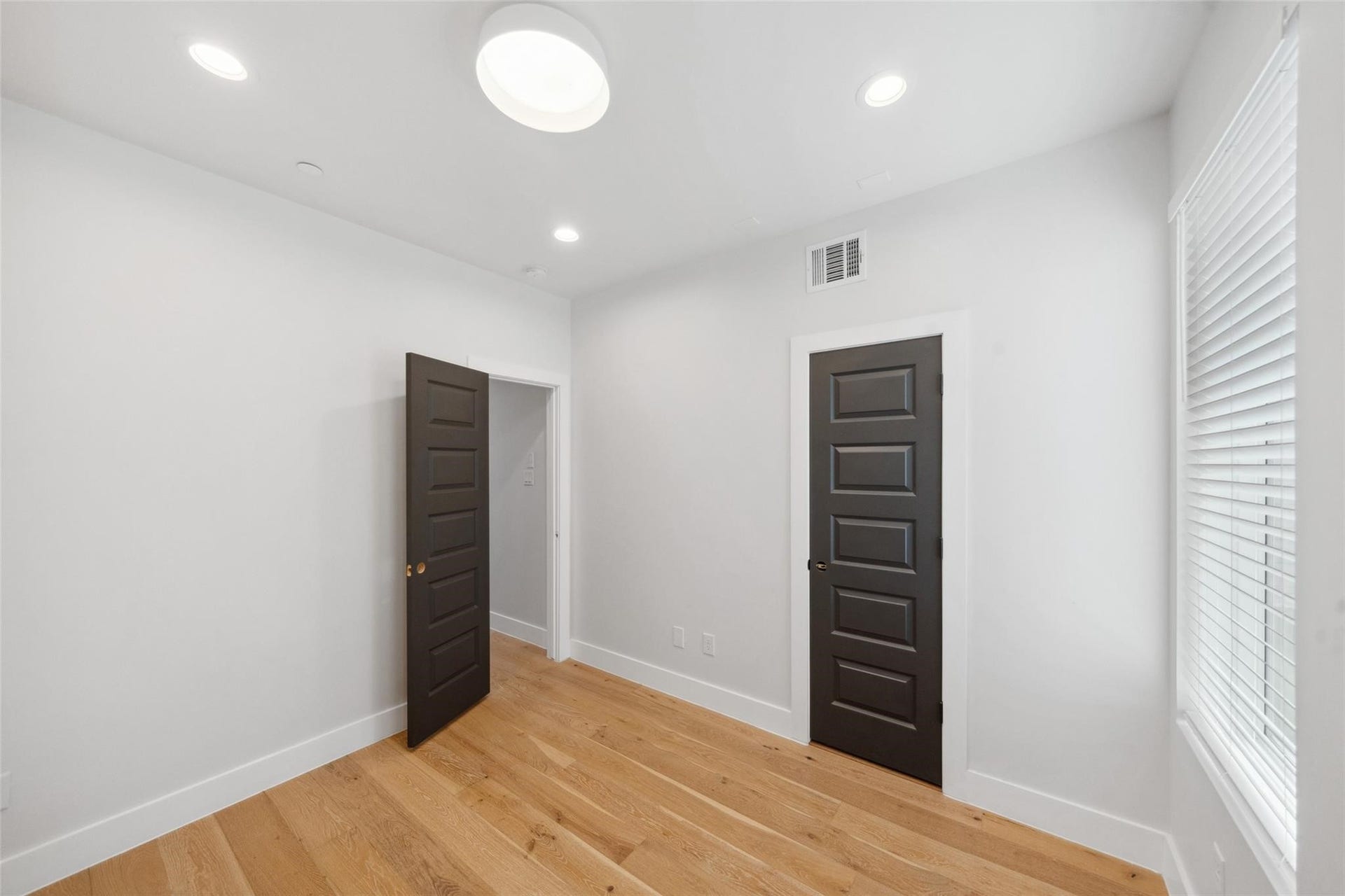 1005 Kern Street, #C, Houston, TX 77009 1005 Kern Street, #C, Houston, TX 77009