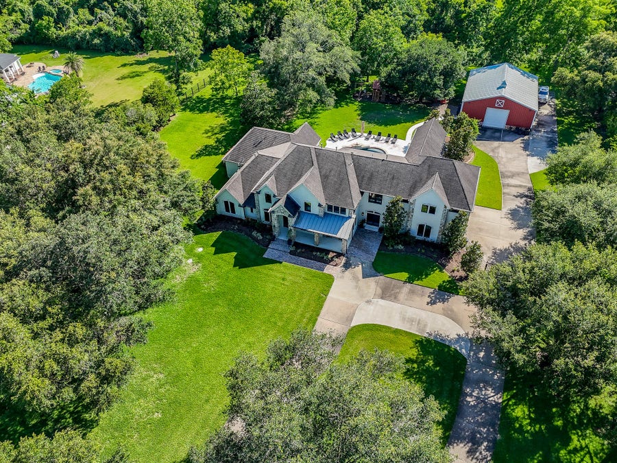 Property photo for 8518 Halls Retreat Court, Missouri City, TX