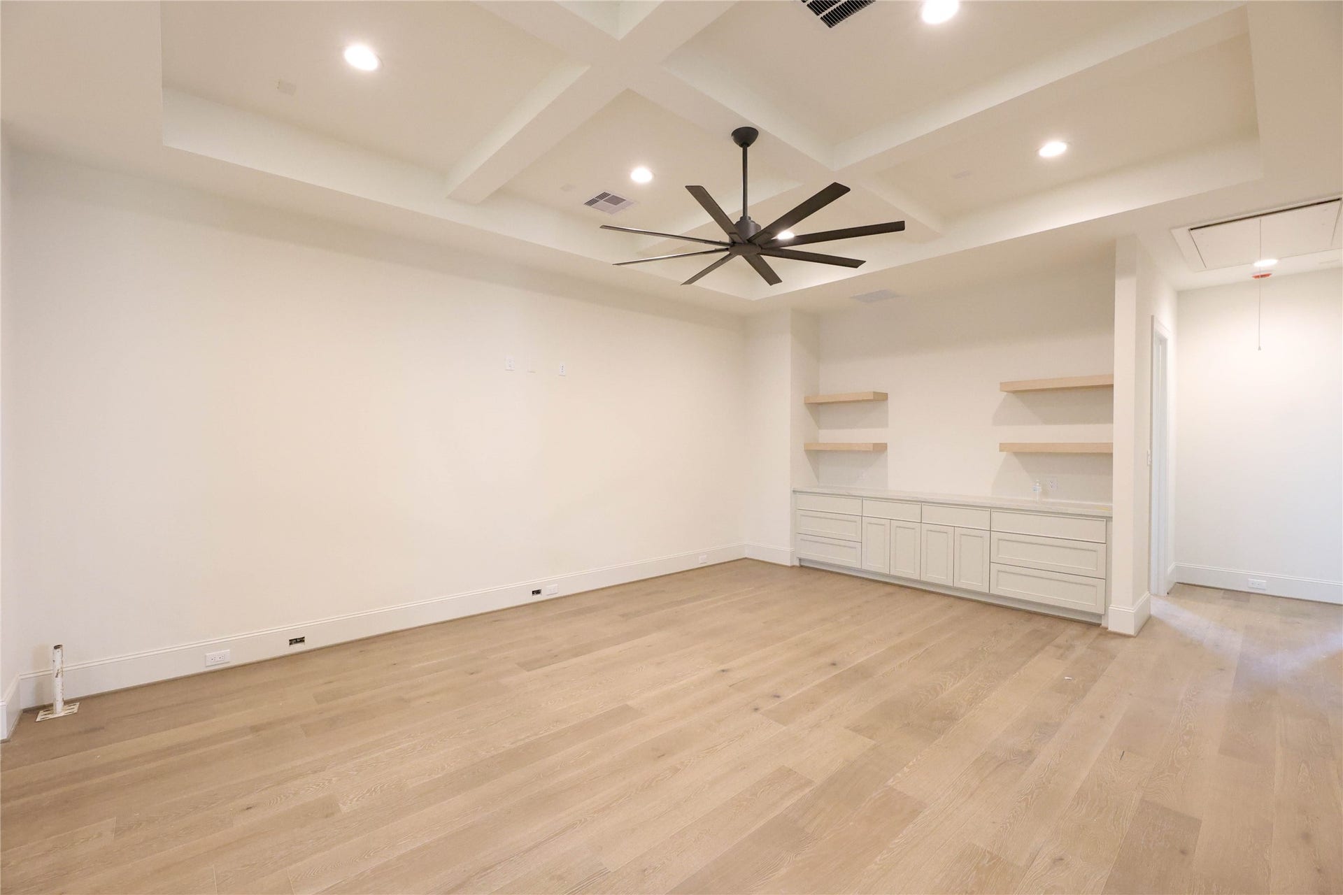 752 W 43rd Street, Houston, TX 77018 752 W 43rd Street, Houston, TX 77018