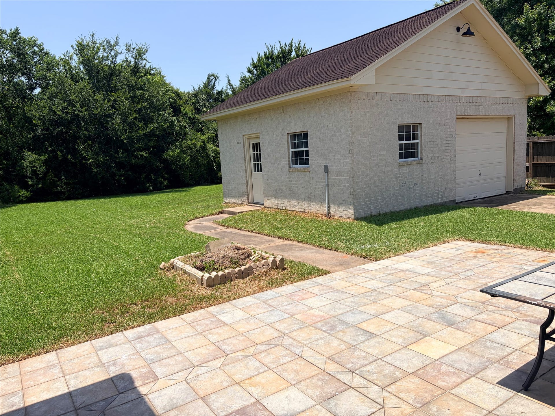 3230 W Meadow Lane, Dickinson, TX 77539 3230 W Meadow Lane, Dickinson, TX 77539